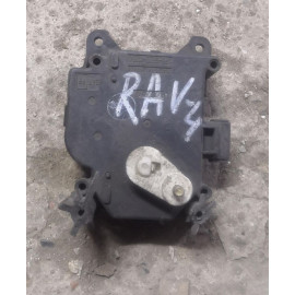 Моторчик привода заслонок отопителя Toyota Rav 4 ALA40 637008320